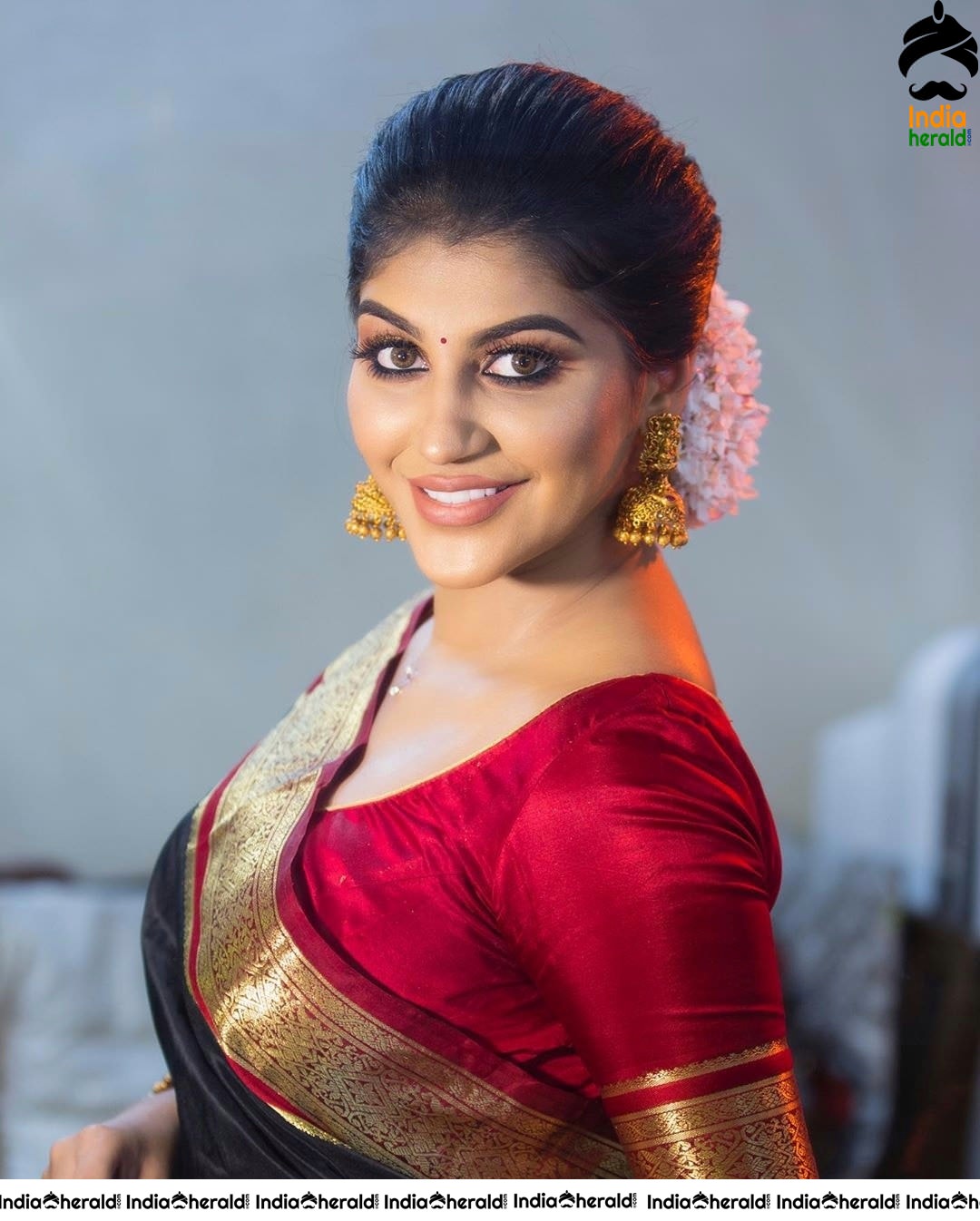 Yashika Aannand Latest Photos in Saree