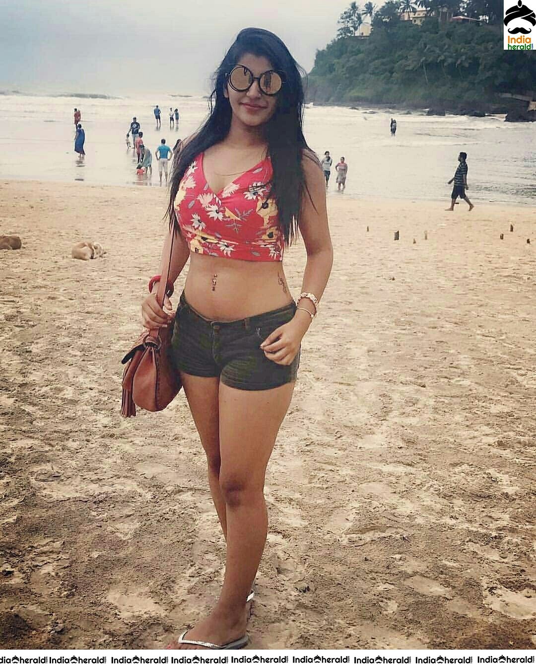 Yashika Aannand Super Hot Sexy Stills