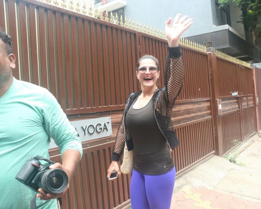 Zarine Khan Seen Outside A gym At juhu