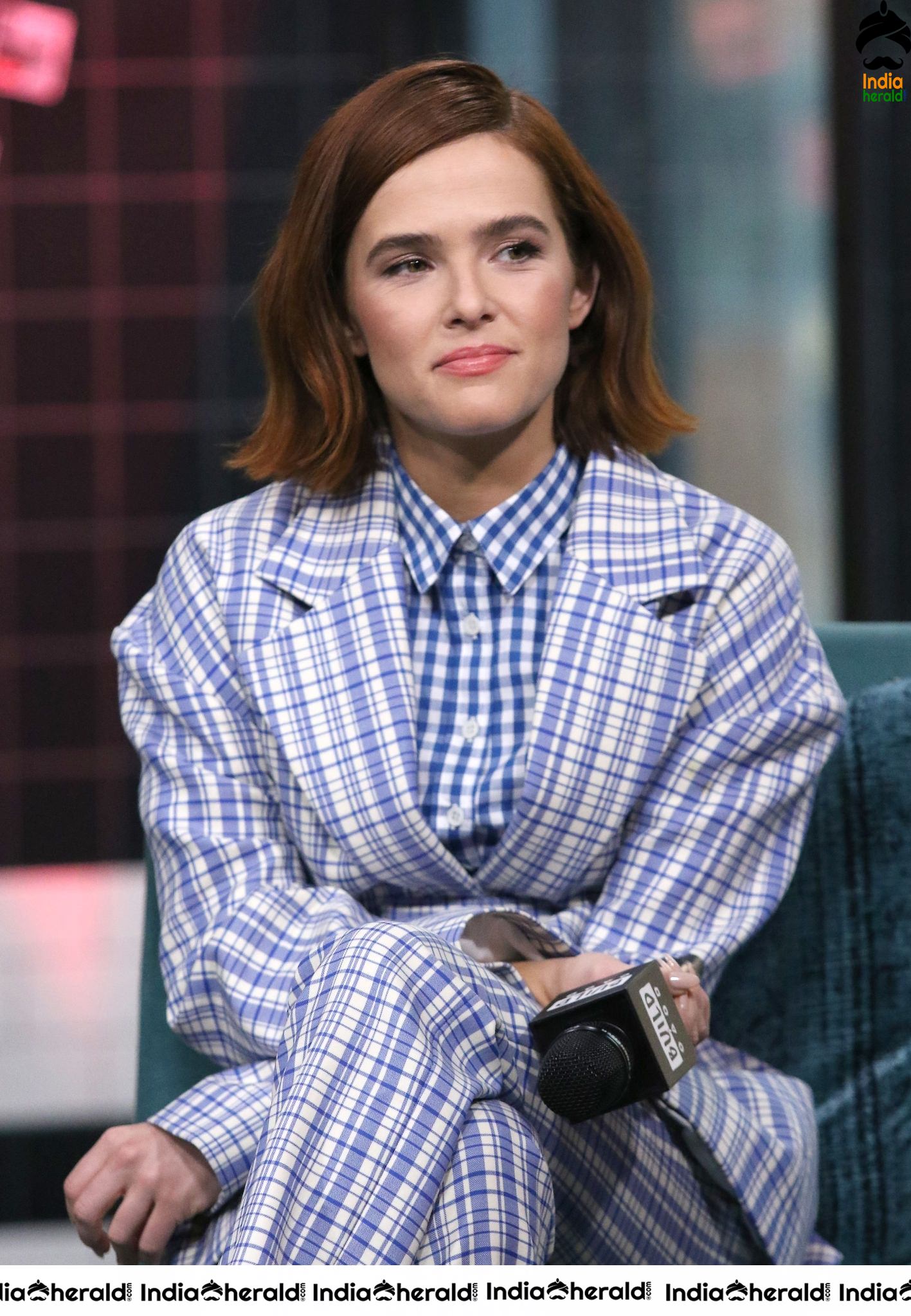 Zoey Deutch Attends the Build Series to discuss Buffaloed at Build Studio in New York