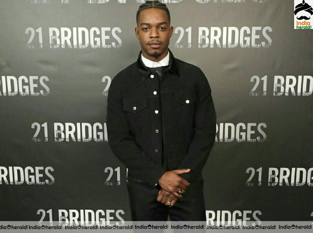 21 Bridges Premiere in LA
