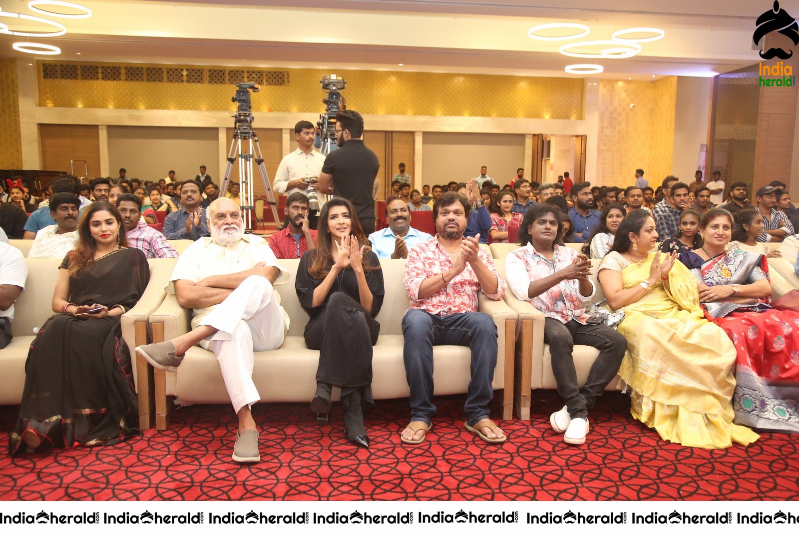 3 Monkeys Movie Event Stills Set 1