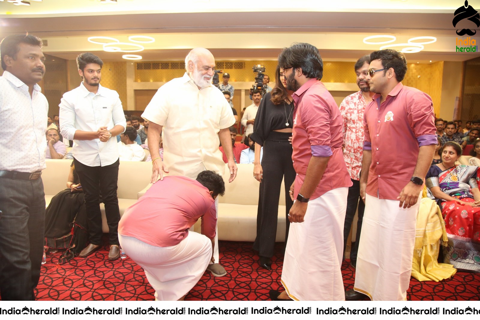 3 Monkeys Movie Event Stills Set 3