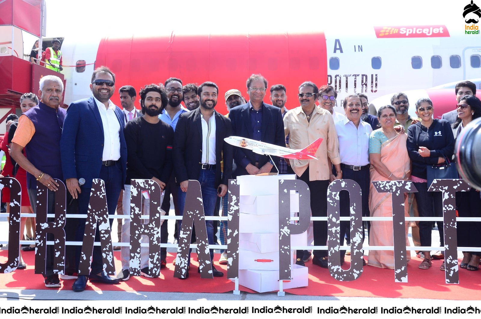 Aakaasam Nee Haddhu Ra third single Pilla puli launch photos Set 2