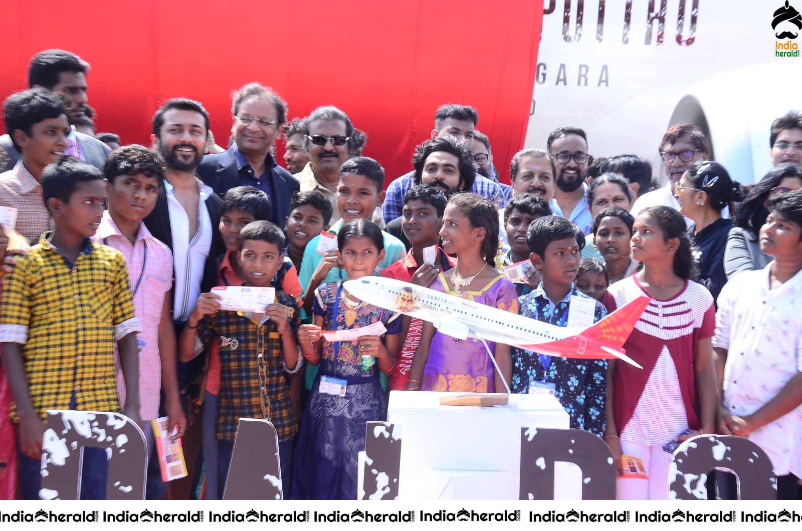 Aakaasam Nee Haddhu Ra third single Pilla puli launch photos Set 2