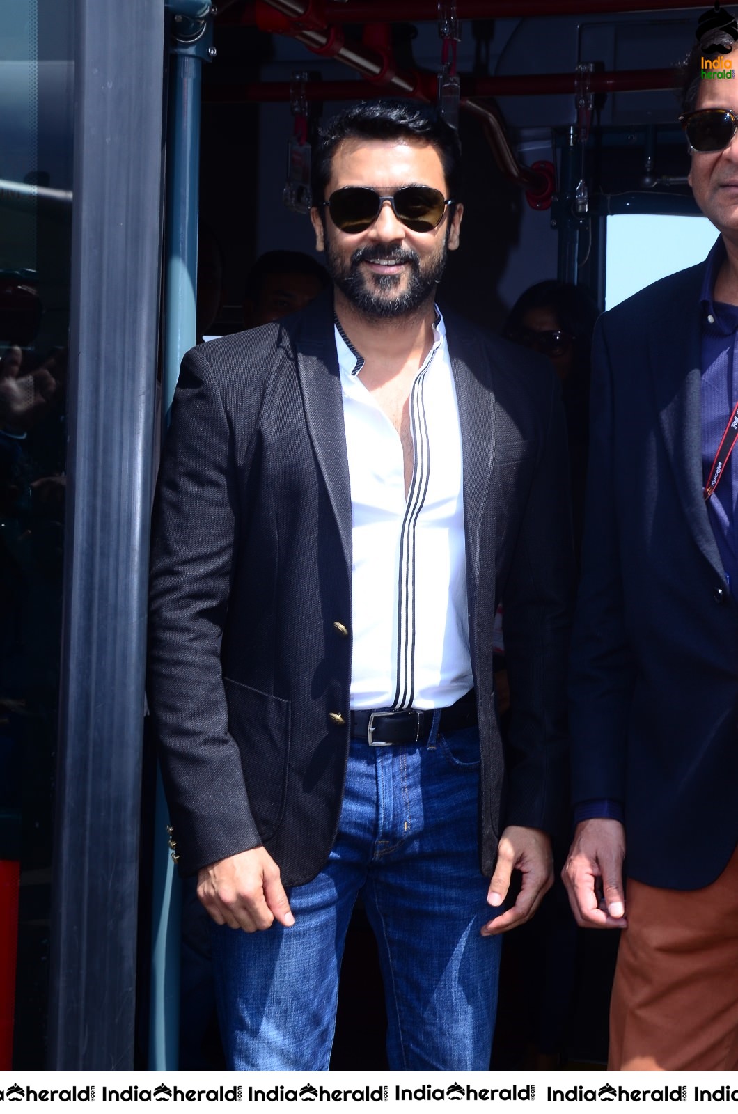 Aakaasam Nee Haddhu Ra third single Pilla puli launch photos Set 4