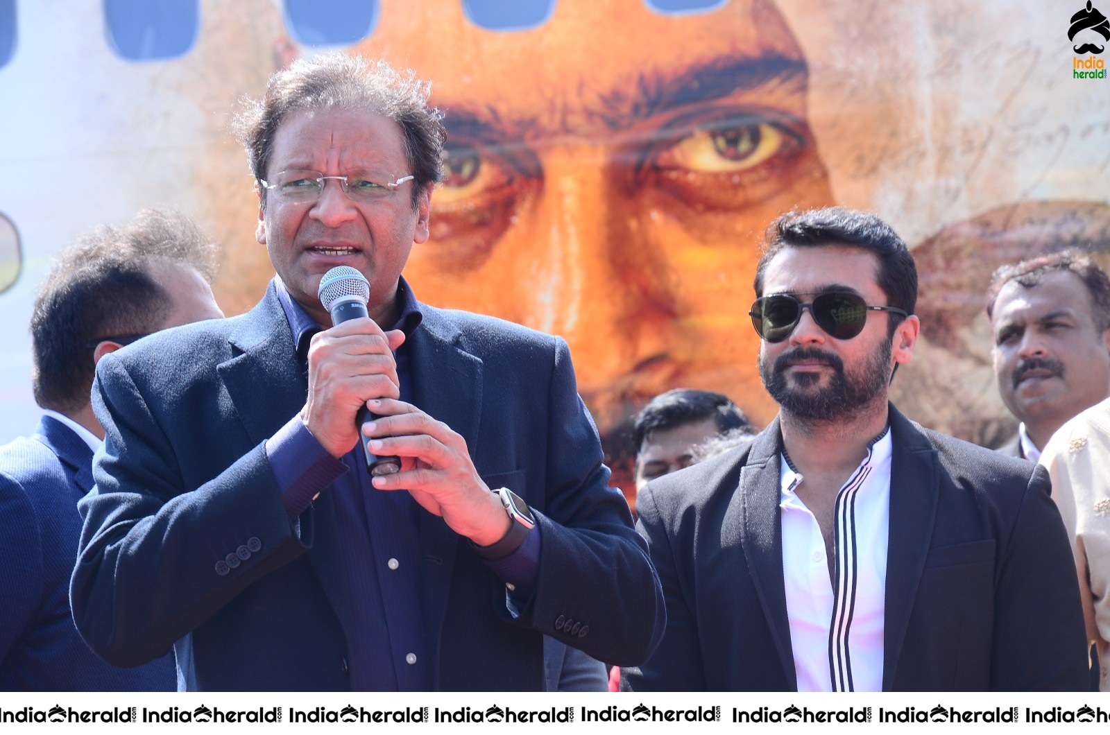 Aakaasam Nee Haddhu Ra third single Pilla puli launch photos Set 4