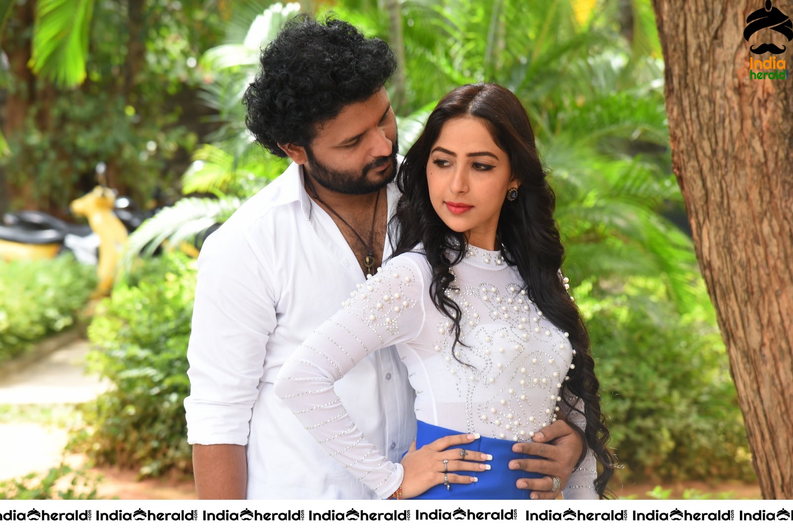 Actor GPS Photos with Kapilakshi Malhotra Set 2