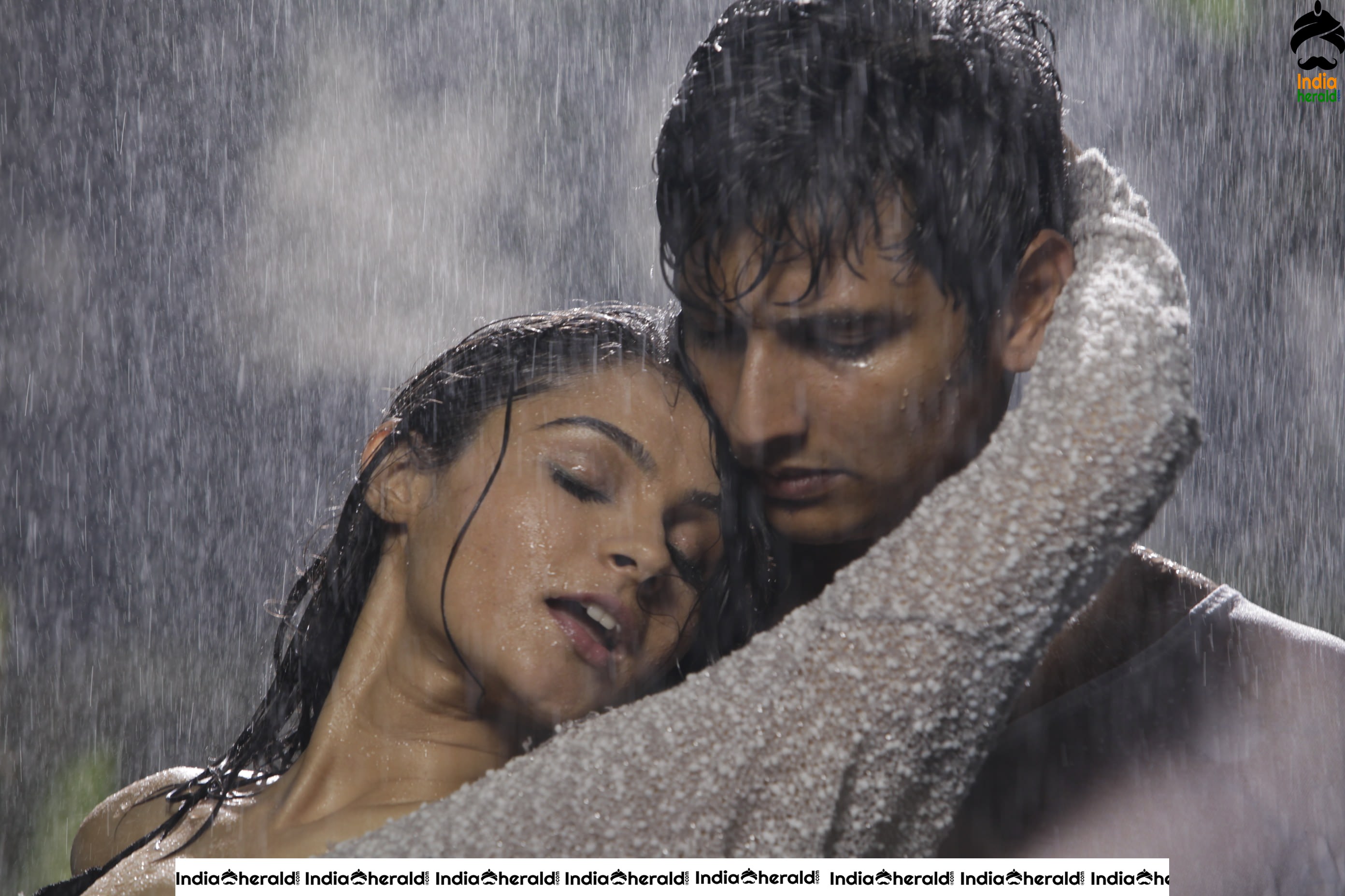 Actor Jiiva Stylish Photos Collection from Various Movies Set 1