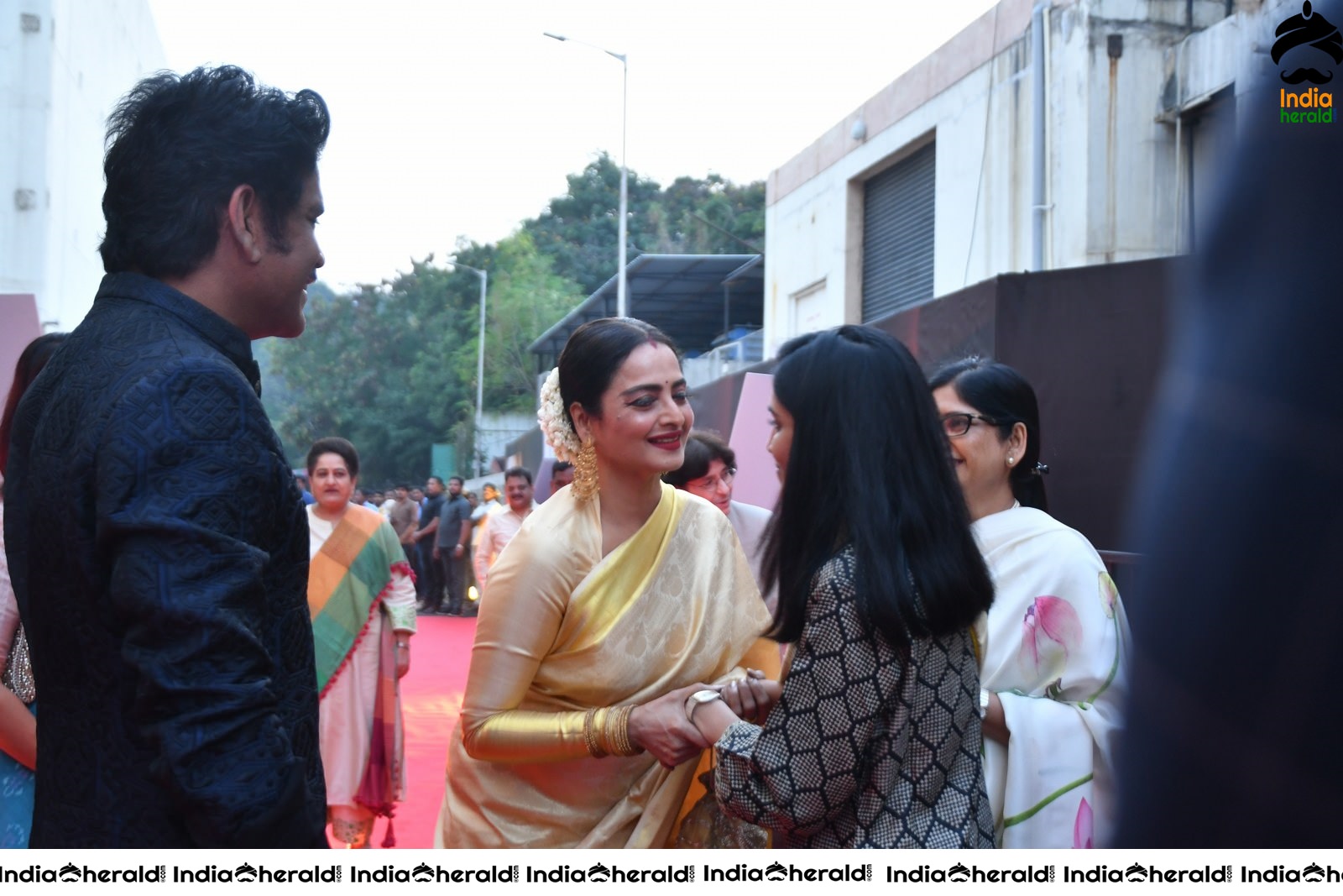 Actor Nagarjuna welcome the guests at ANR Awards Set 2