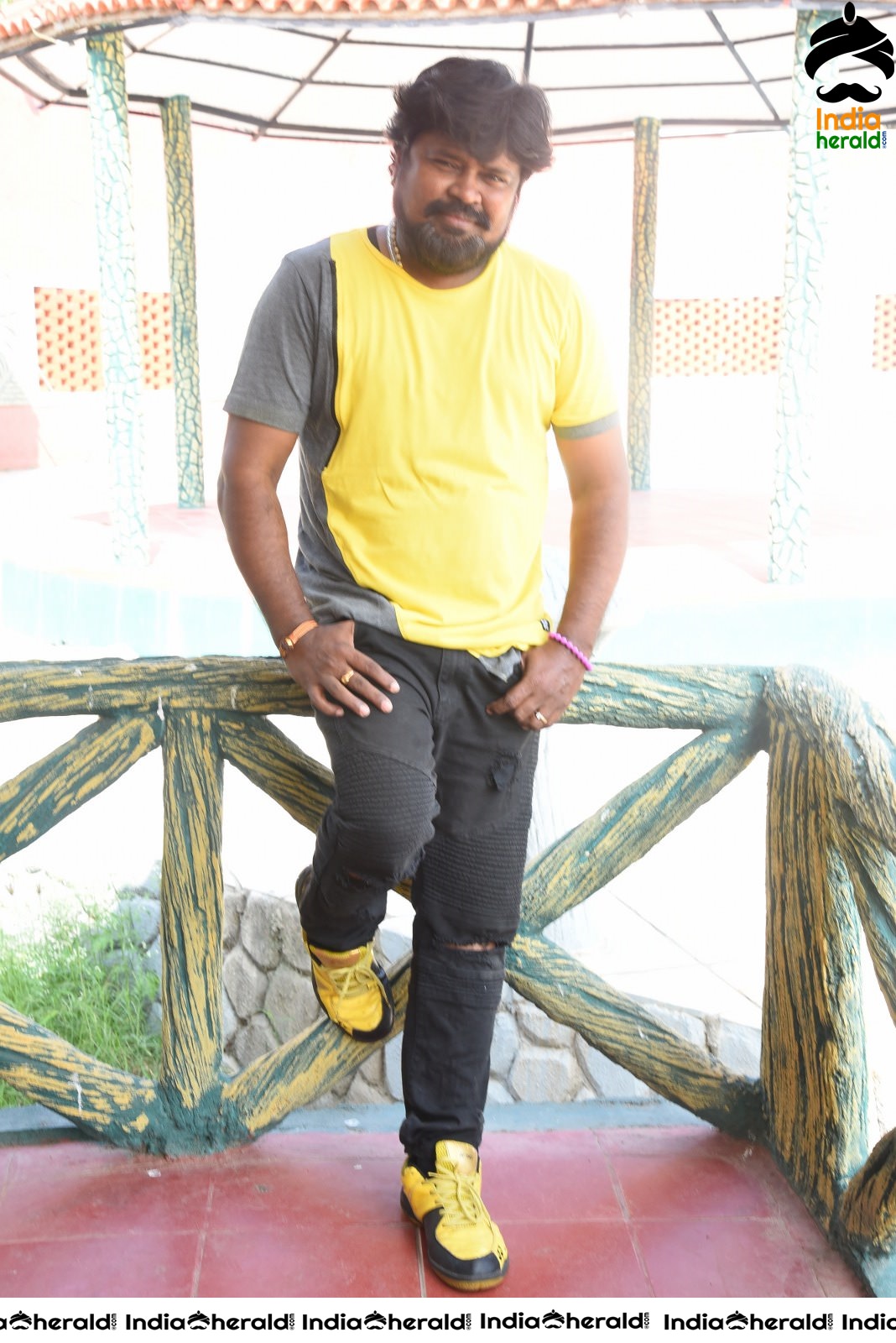 Actor of Hi 5 Movie Clicked at Press Meet Set 2