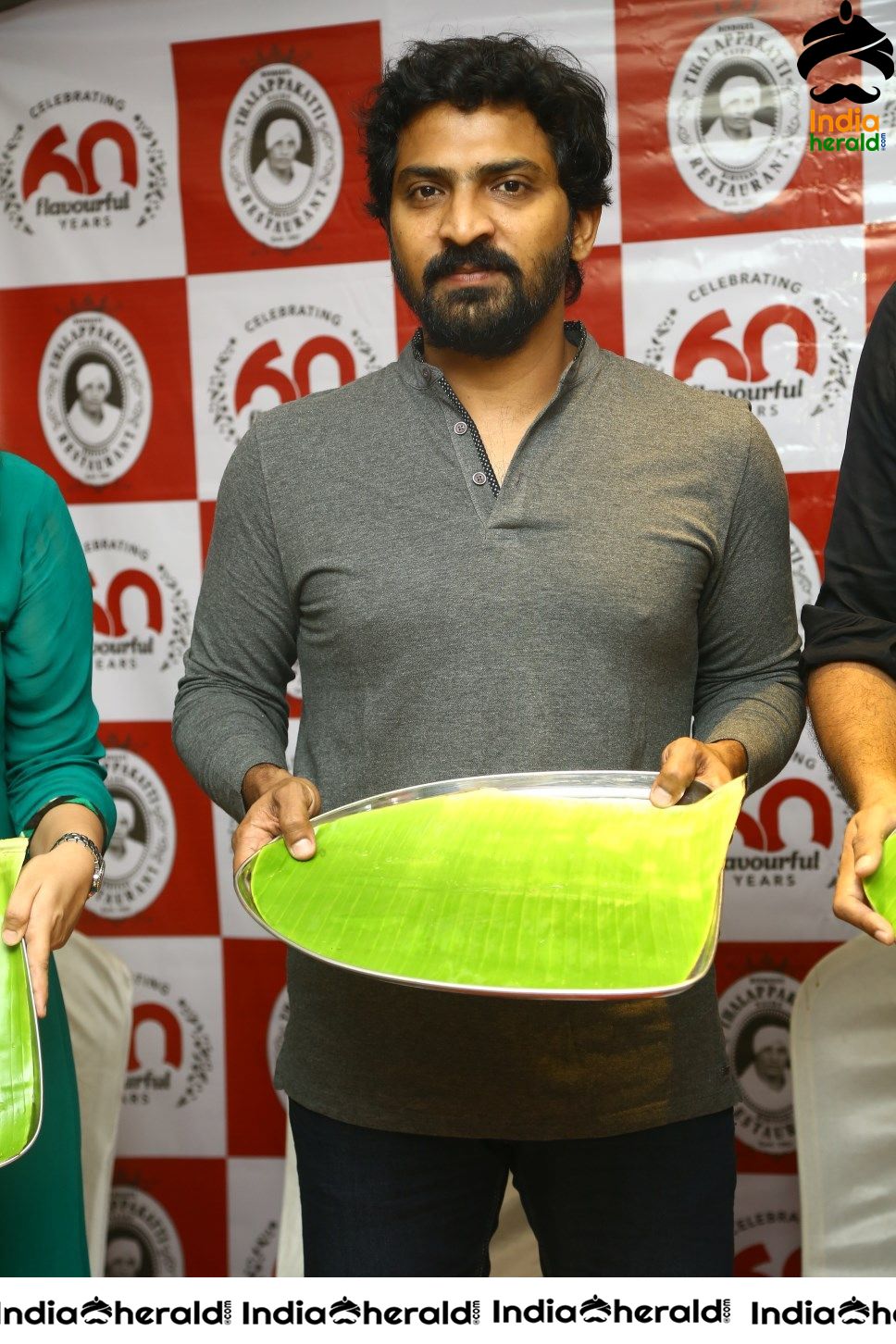 Actor Vaibhav Reddy Launches Dindigul Thalapakatti Clean Plate Challenge Fund Raiser support for Cancer patients Set 1