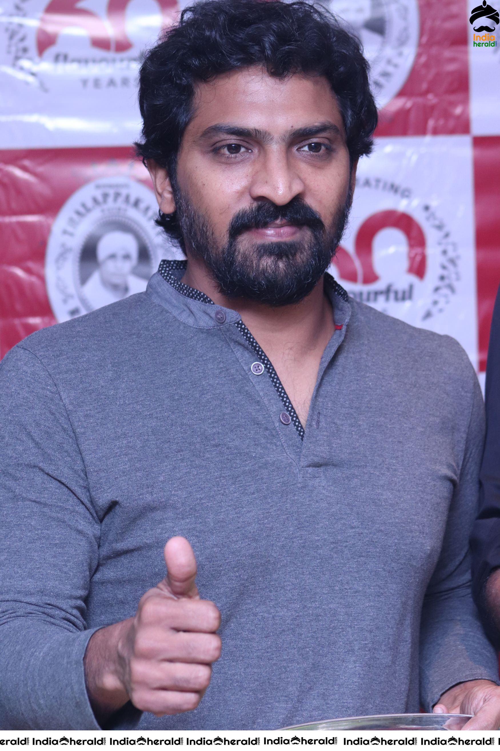 Actor Vaibhav Reddy Launches Dindigul Thalapakatti Clean Plate Challenge Fund Raiser support for Cancer patients Set 2