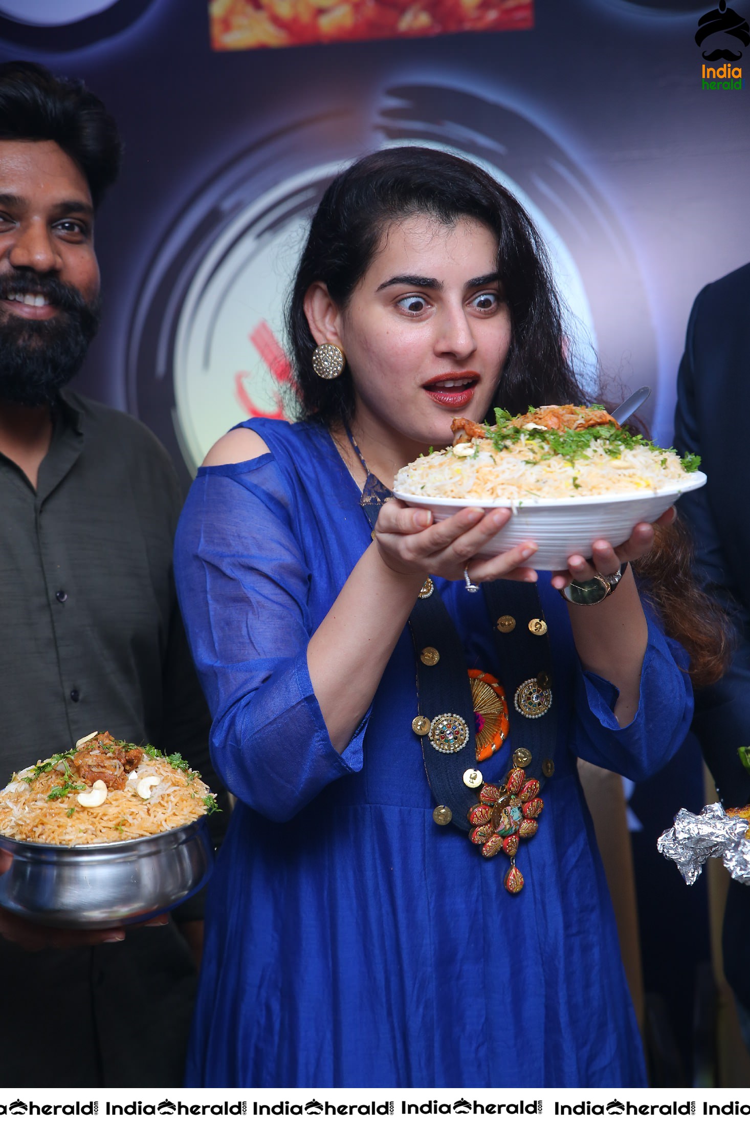 Actress Archana and Madhu Shalini Inaugurates Bahar Biryani Cafe and takeaway Set 1