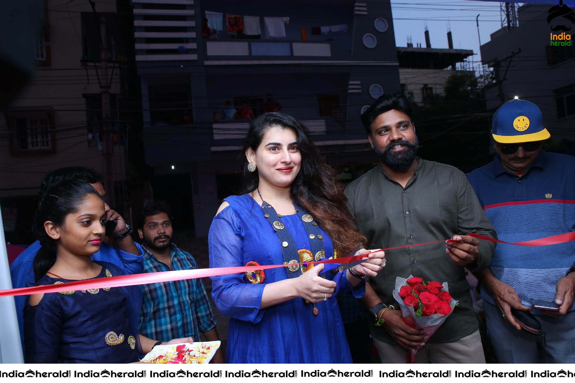 Actress Archana and Madhu Shalini Inaugurates Bahar Biryani Cafe and takeaway Set 2