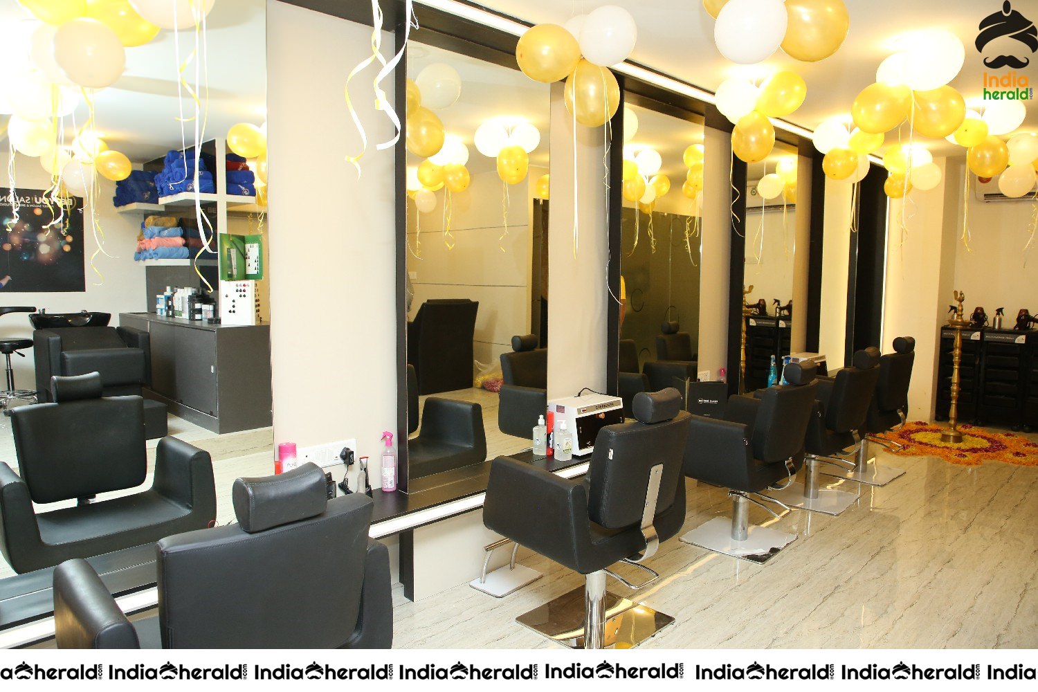 Actress Himaja Inaugurates BeYou Salon at Suchitra Set 1