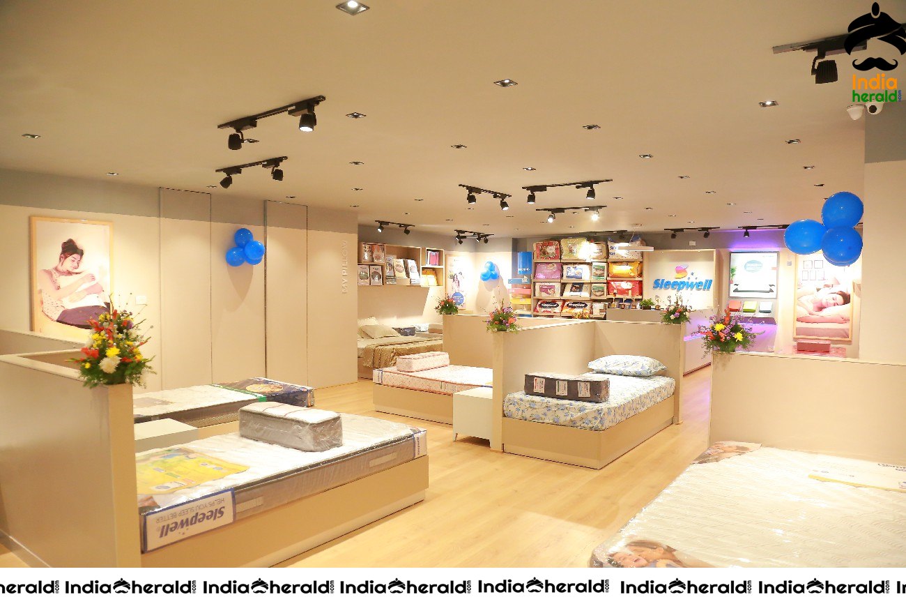 Actress Nikita Launches Sleepwell world Retail Showroom at Gachibowli Set 1