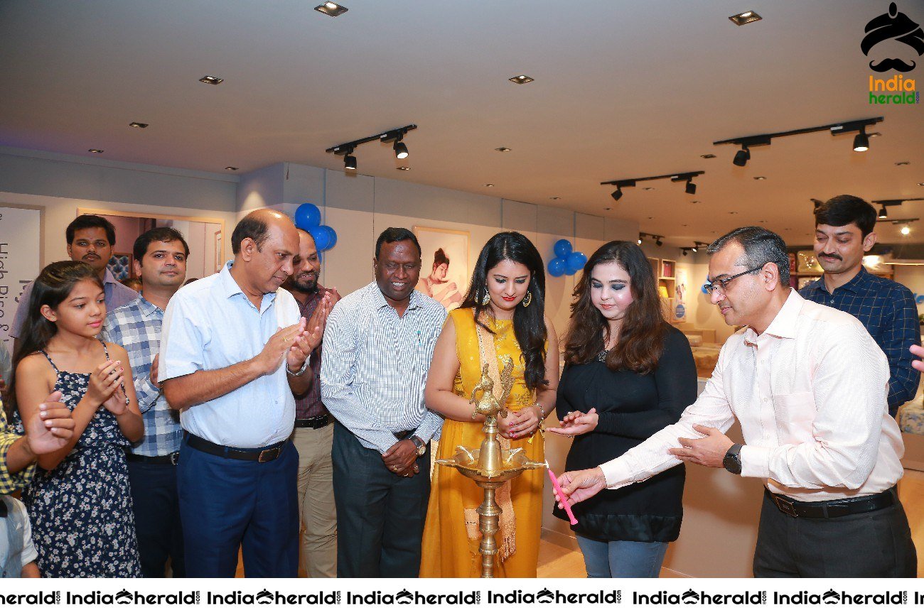 Actress Nikita Launches Sleepwell world Retail Showroom at Gachibowli Set 2