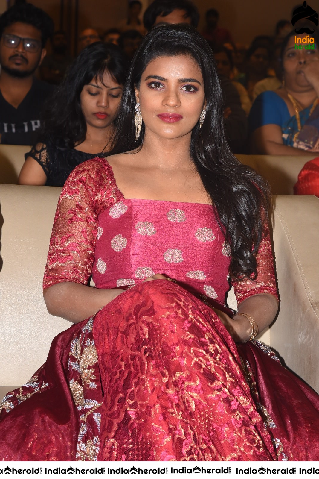 Aishwarya Rajesh looking gorgeous at Mismatch Pre Release Event Set 2