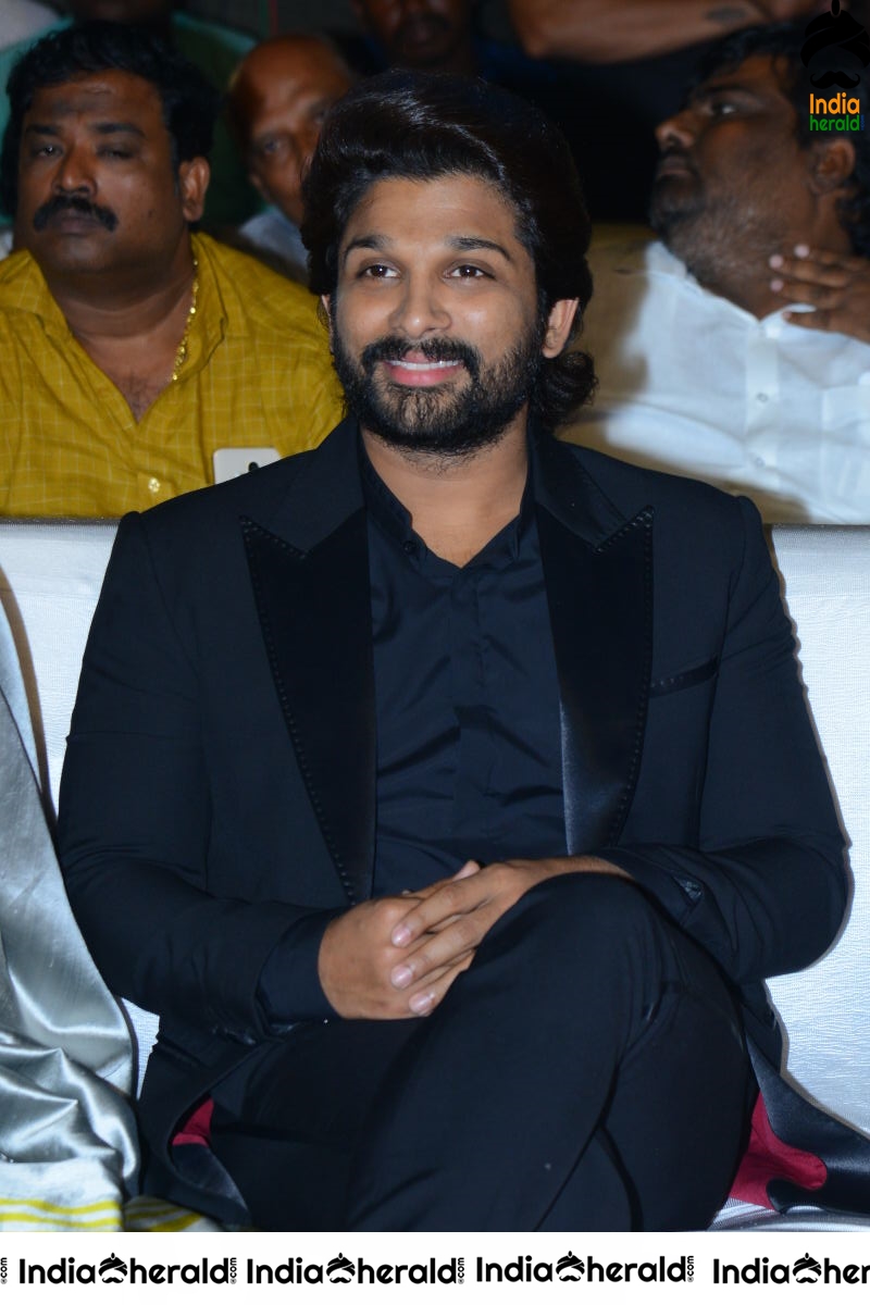 Ala Vaikuntapuramlo Movie Success Celebrations Photos Set 10