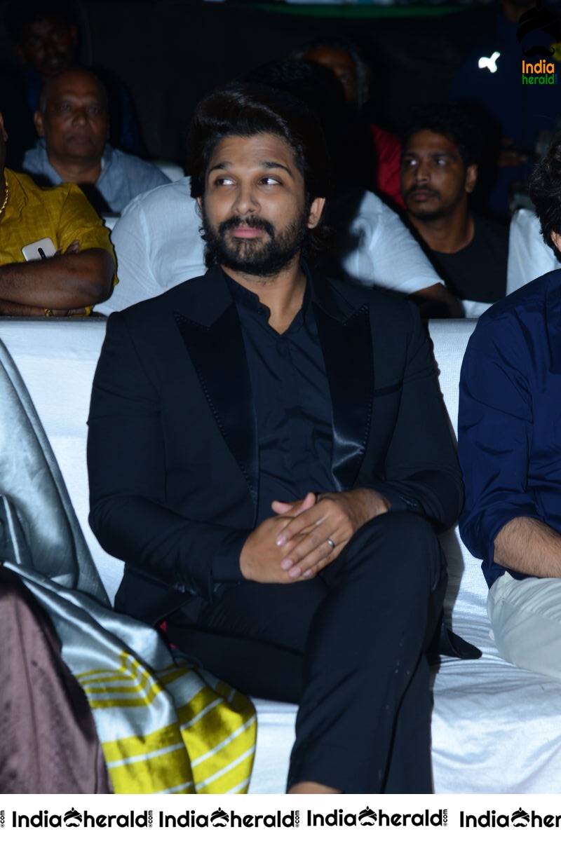 Ala Vaikuntapuramlo Movie Success Celebrations Photos Set 4