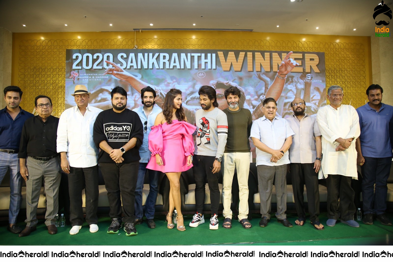Ala Vaikunthapurramloo Movie Success Meet Set 5