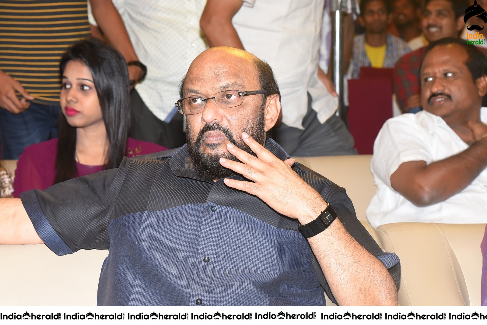 Ala Vailkunthapurramuloo Movie Thanks Meet Set 2