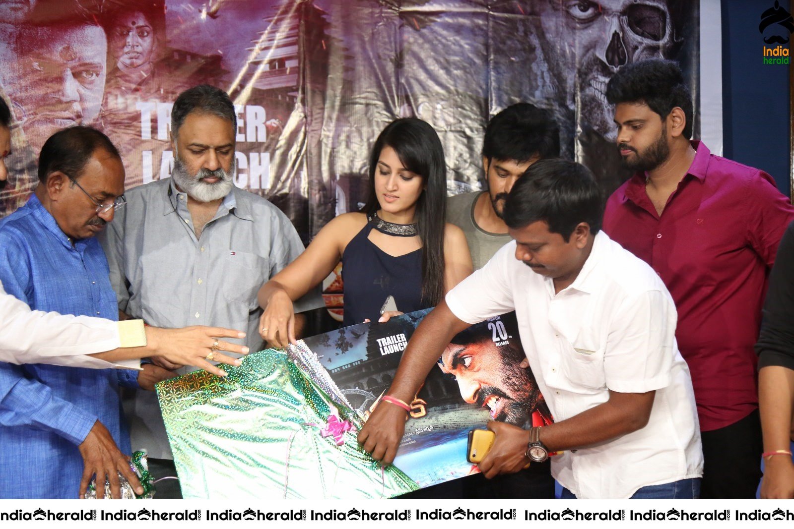 Anguleeka Movie trailer launch photos Set 3