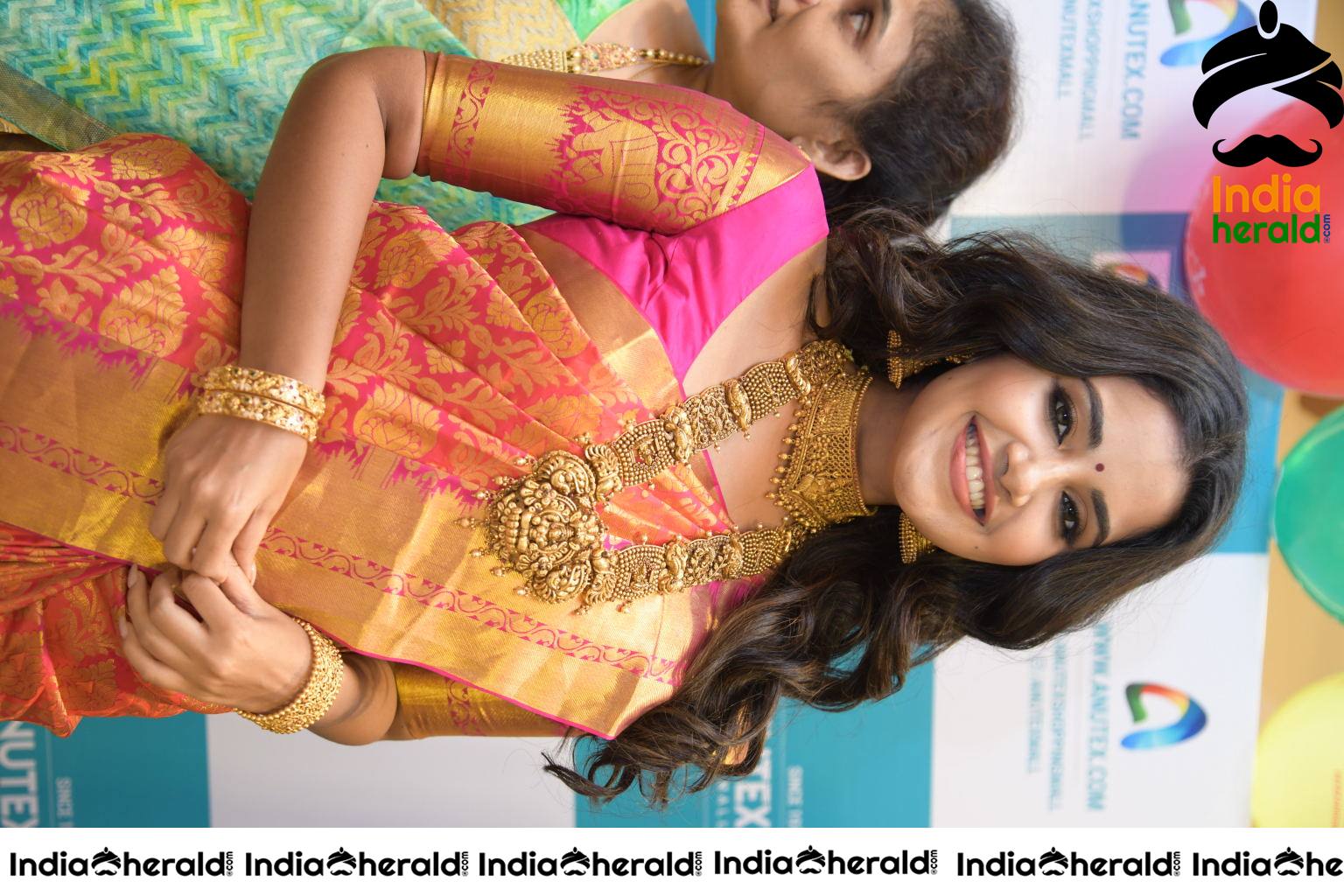 Anutex Shopping Mall Grand Festival Prizes And Collection Launched By Actress Anupama Parameswaran Set 3