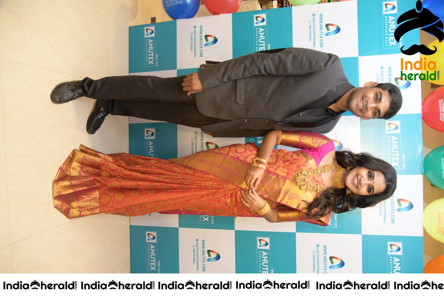 Anutex Shopping Mall Grand Festival Prizes And Collection Launched By Actress Anupama Parameswaran Set 4