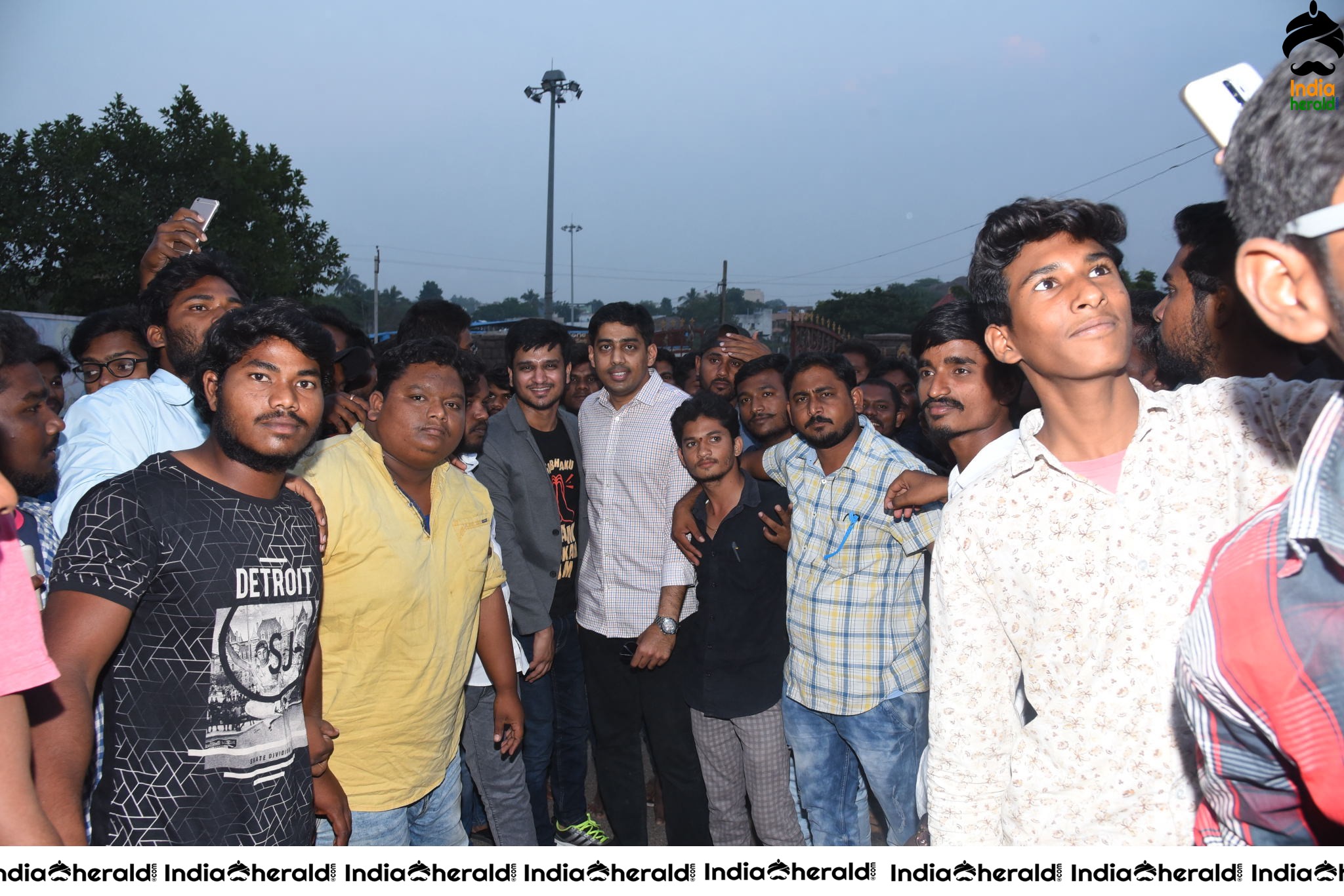 Arjun Suravaram Tour at Bhadrakali temple Warangal Set 2