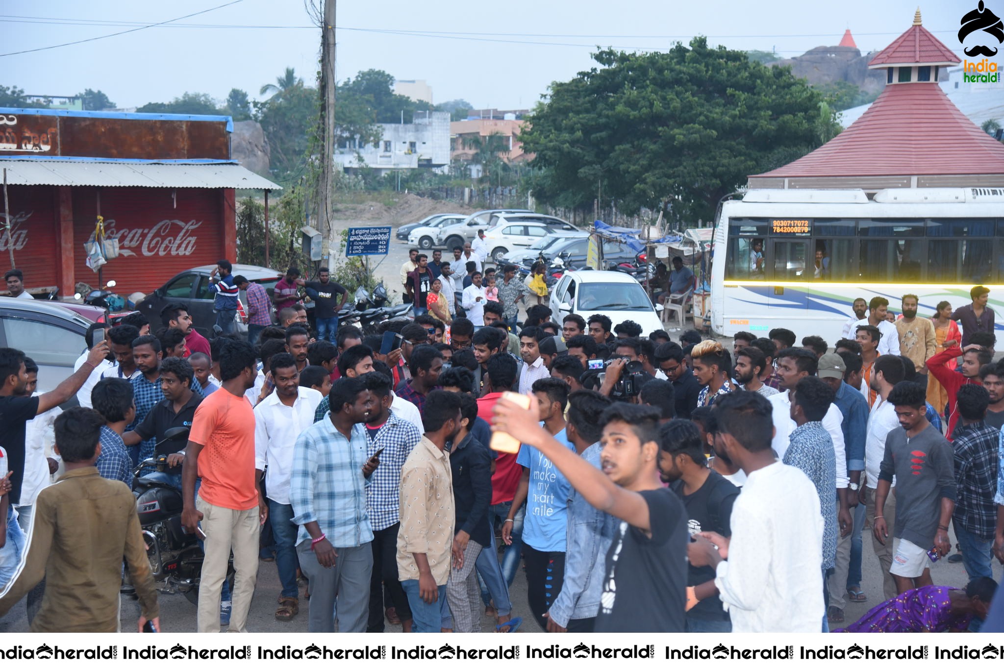 Arjun Suravaram Tour at Bhadrakali temple Warangal Set 2