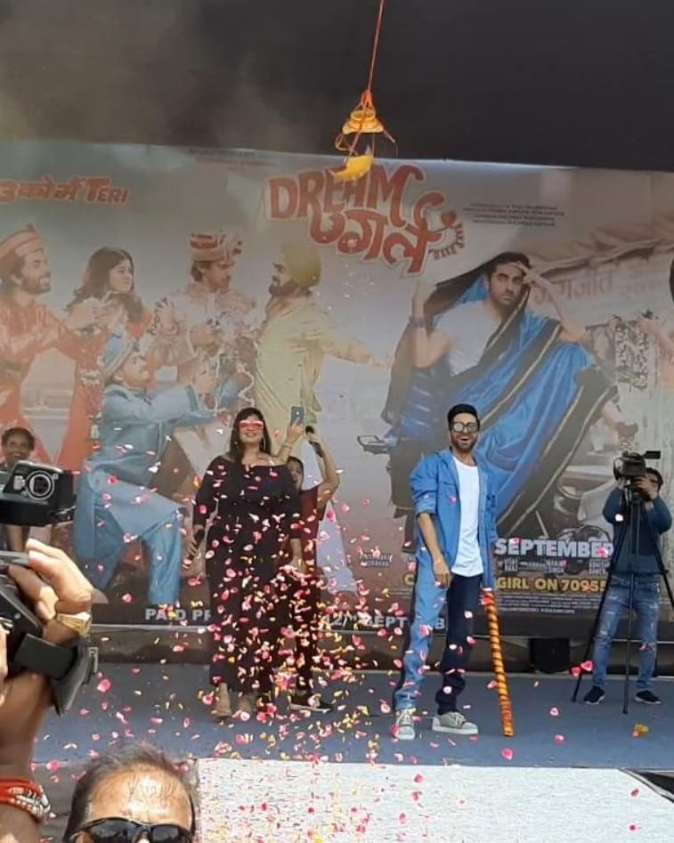 Ayushmann Celebrates Dahi Handi At A College In Vadodara