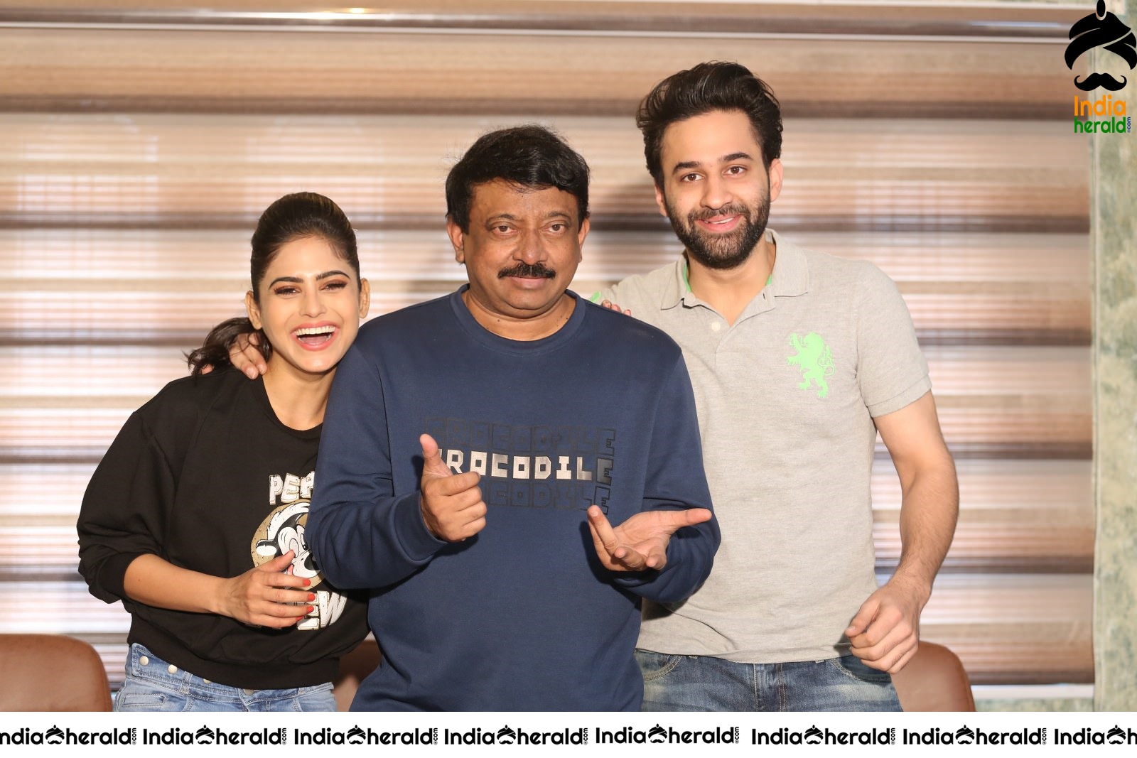 Beautiful movie Press meet stills Set 1