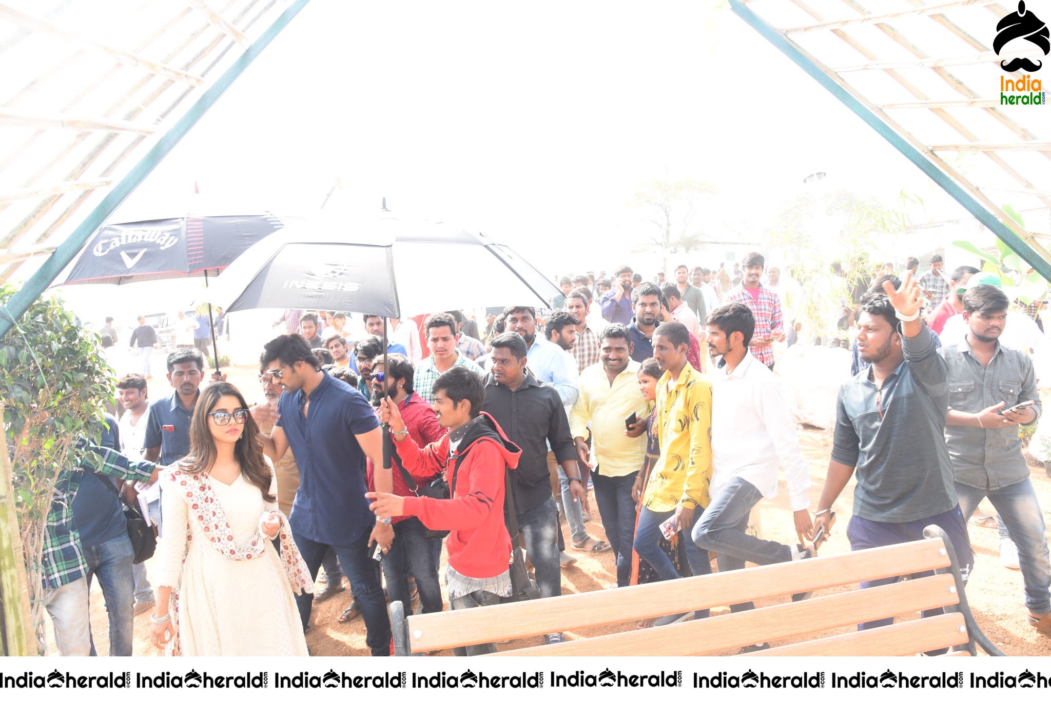 Bellamkonda Sai Sreenivas Birthday Celebrations in the Sets of BSS8 Set 2
