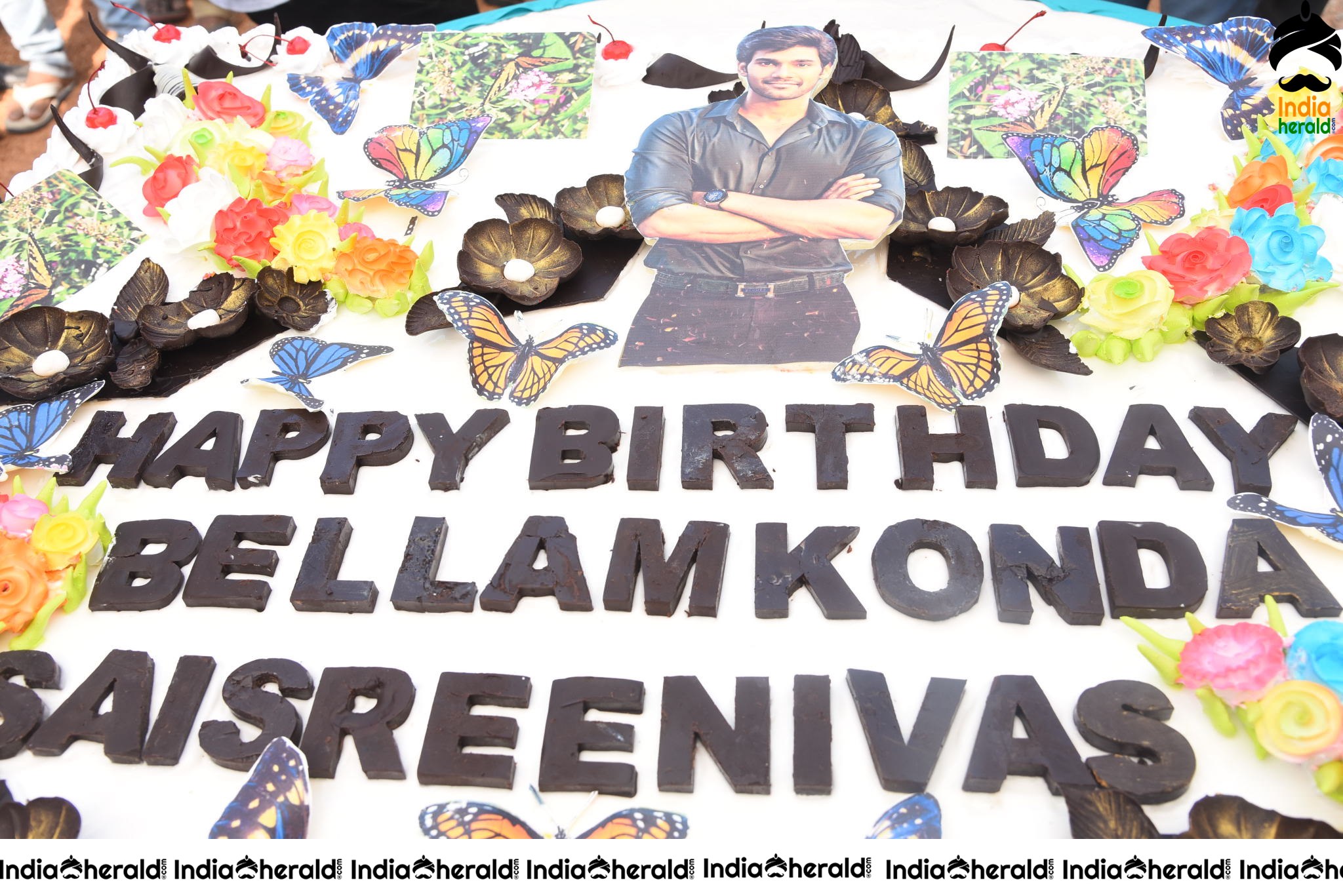Bellamkonda Sai Sreenivas Birthday Celebrations in the Sets of BSS8 Set 3