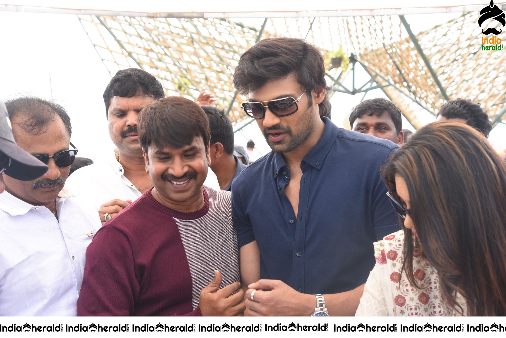 Bellamkonda Sai Sreenivas Birthday Celebrations in the Sets of BSS8 Set 4
