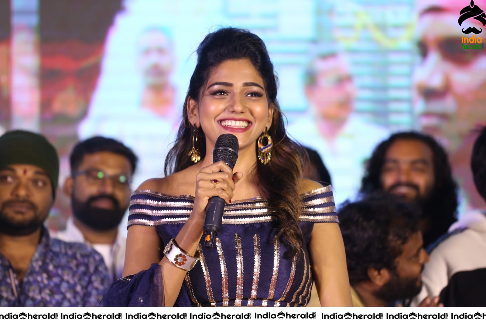 Bhagya Nagara Veedhullo Gammathu Movie Pre Release Event Set 2