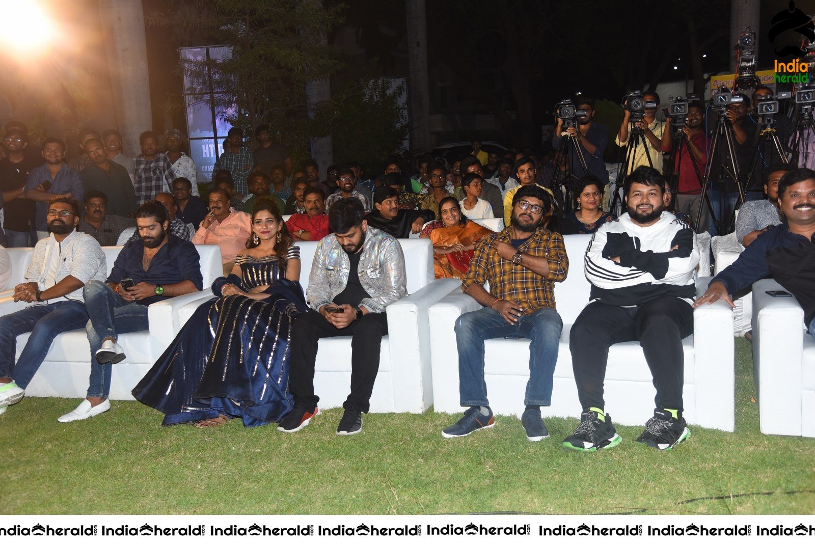 Bhagya Nagara Veedhullo Gammathu Movie Pre Release Event Set 3