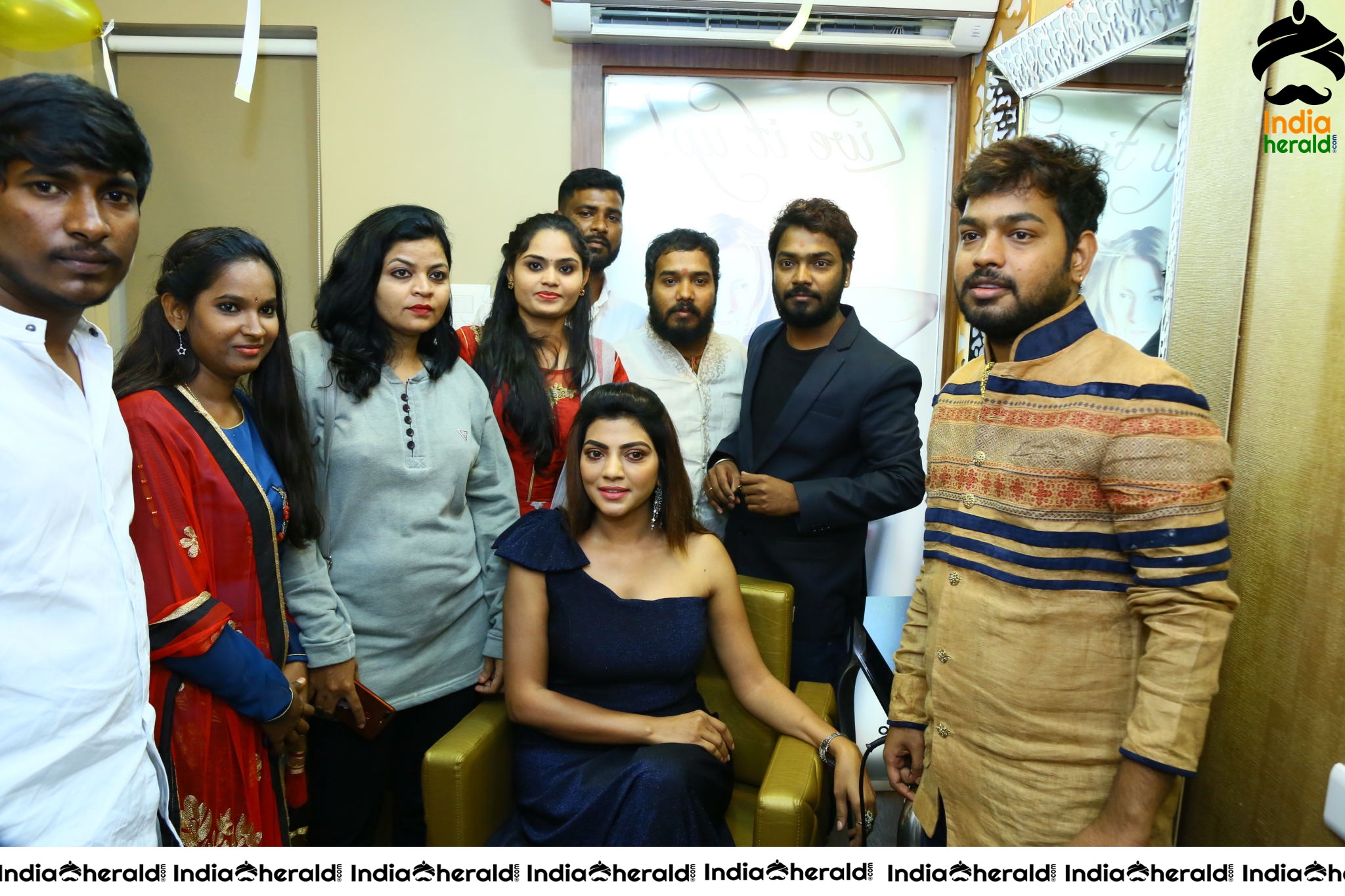 Boss Hair and Beauty Salon Launched At FilmNagar by Actress Lahari Set 2
