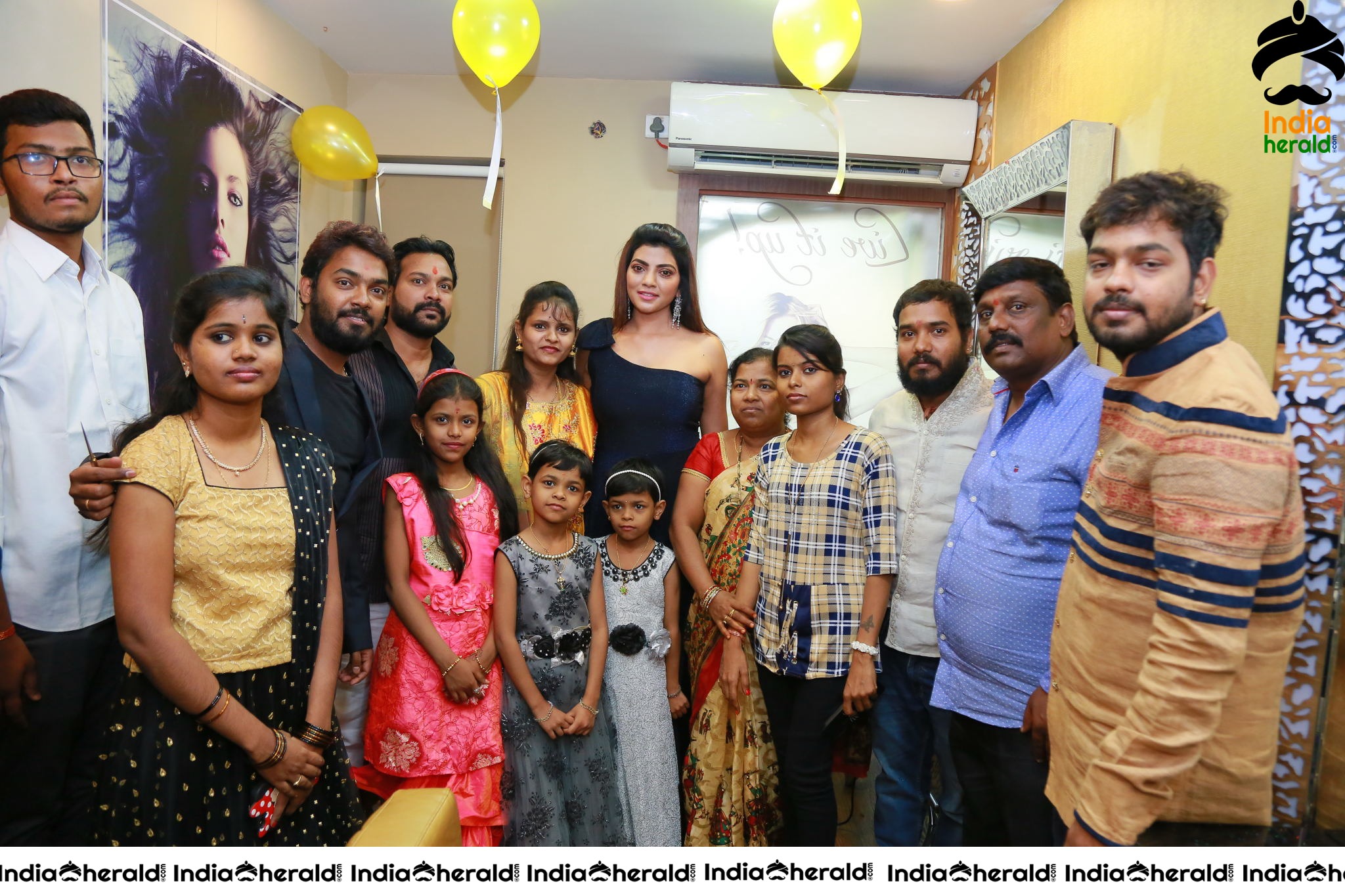 Boss Hair and Beauty Salon Launched At FilmNagar by Actress Lahari Set 3
