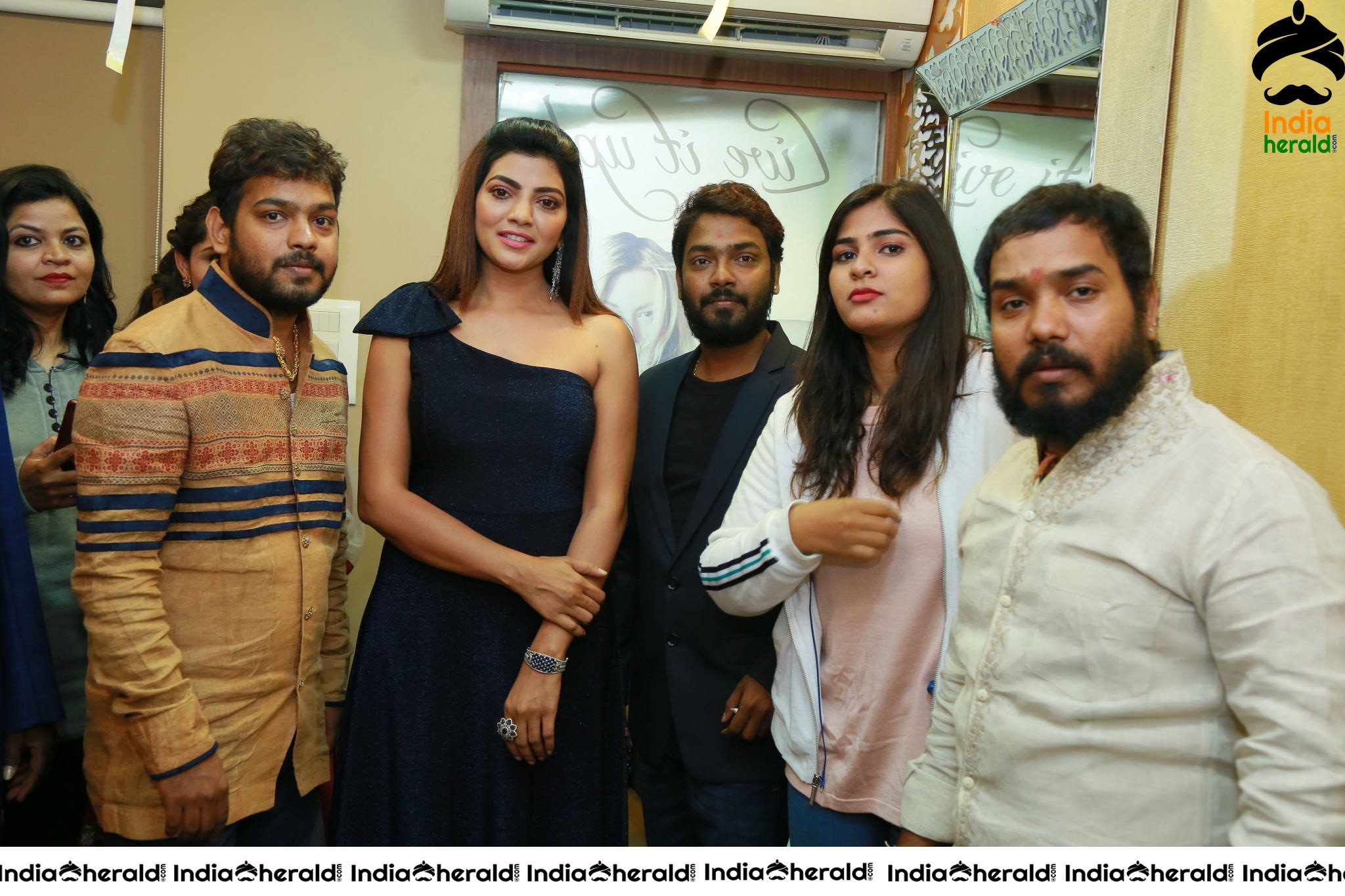 Boss Hair and Beauty Salon Launched At FilmNagar by Actress Lahari Set 3