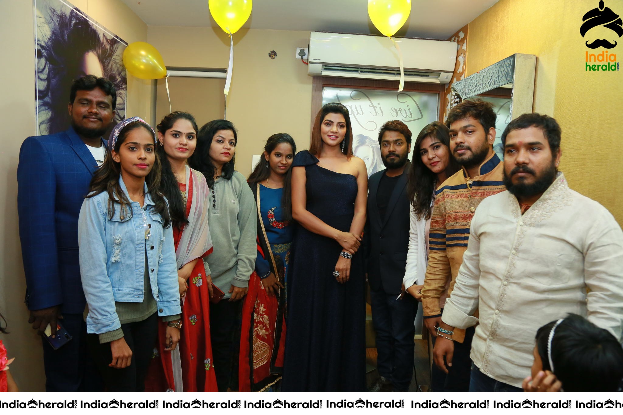 Boss Hair and Beauty Salon Launched At FilmNagar by Actress Lahari Set 3