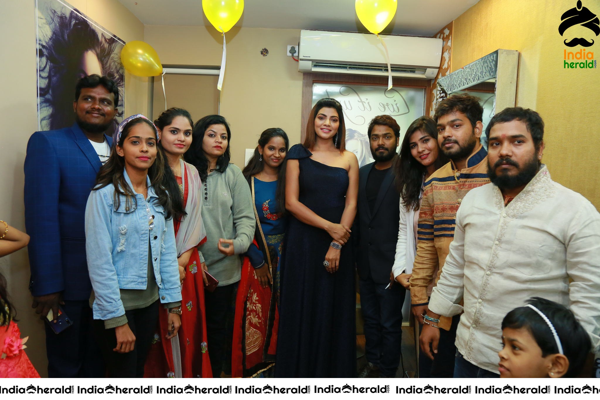 Boss Hair and Beauty Salon Launched At FilmNagar by Actress Lahari Set 3