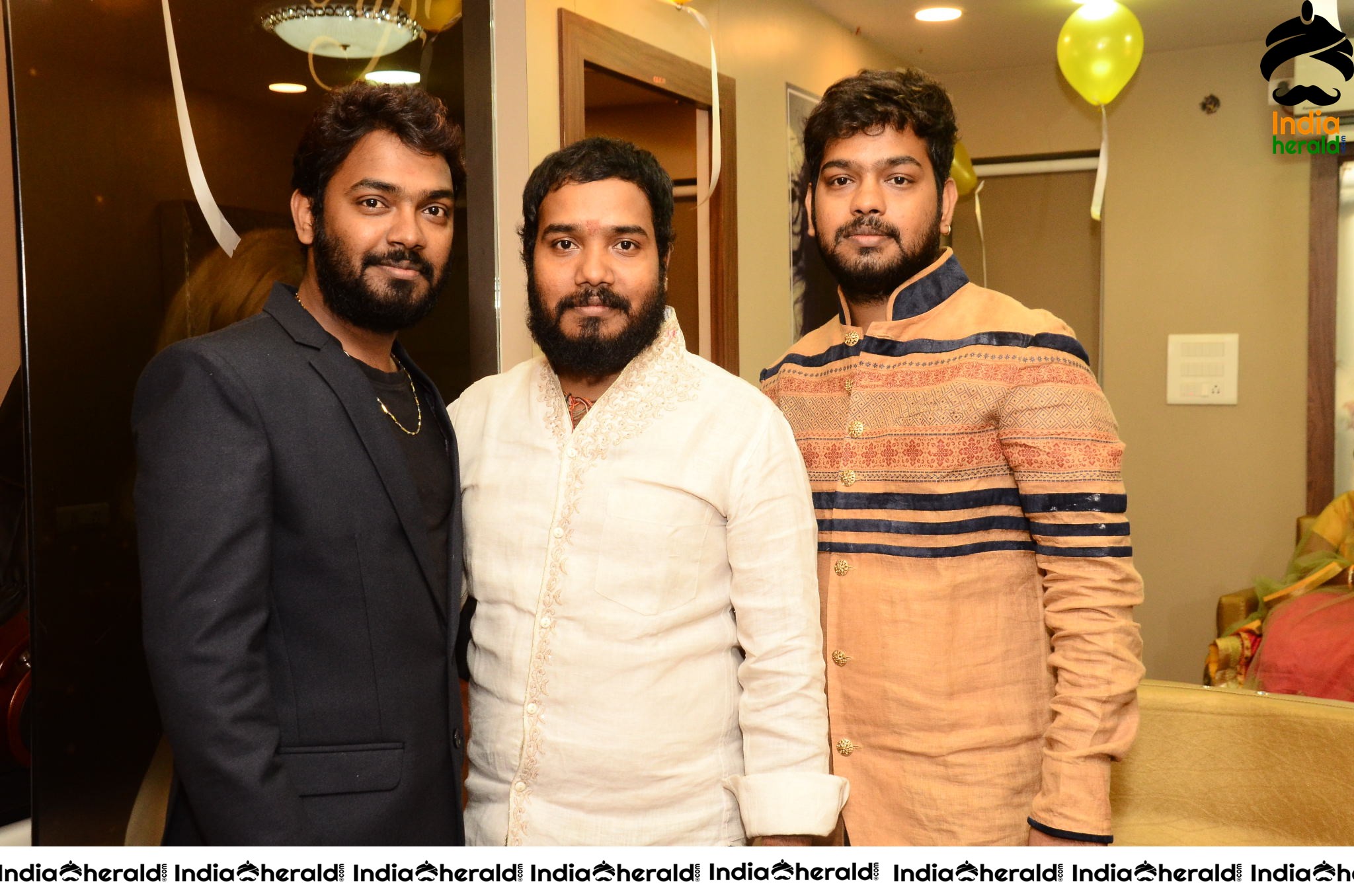 Boss Hair and Beauty Salon Launched At FilmNagar by Actress Lahari Set 4