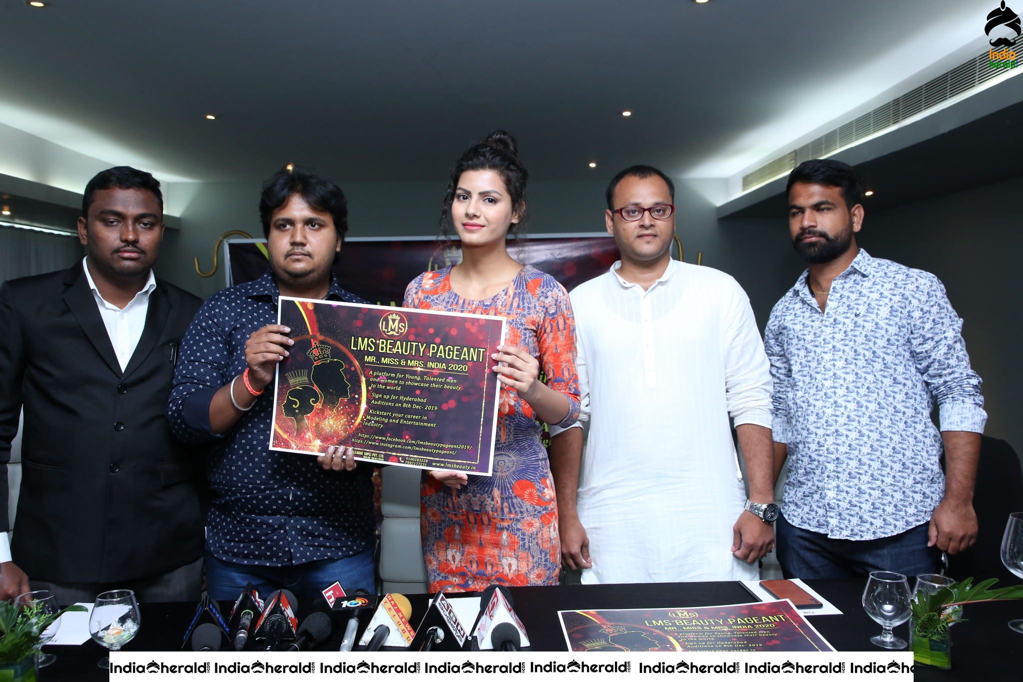 Brochure Launch for Mr and Mrs India 2020 Auditions at Hyderabad Set 2