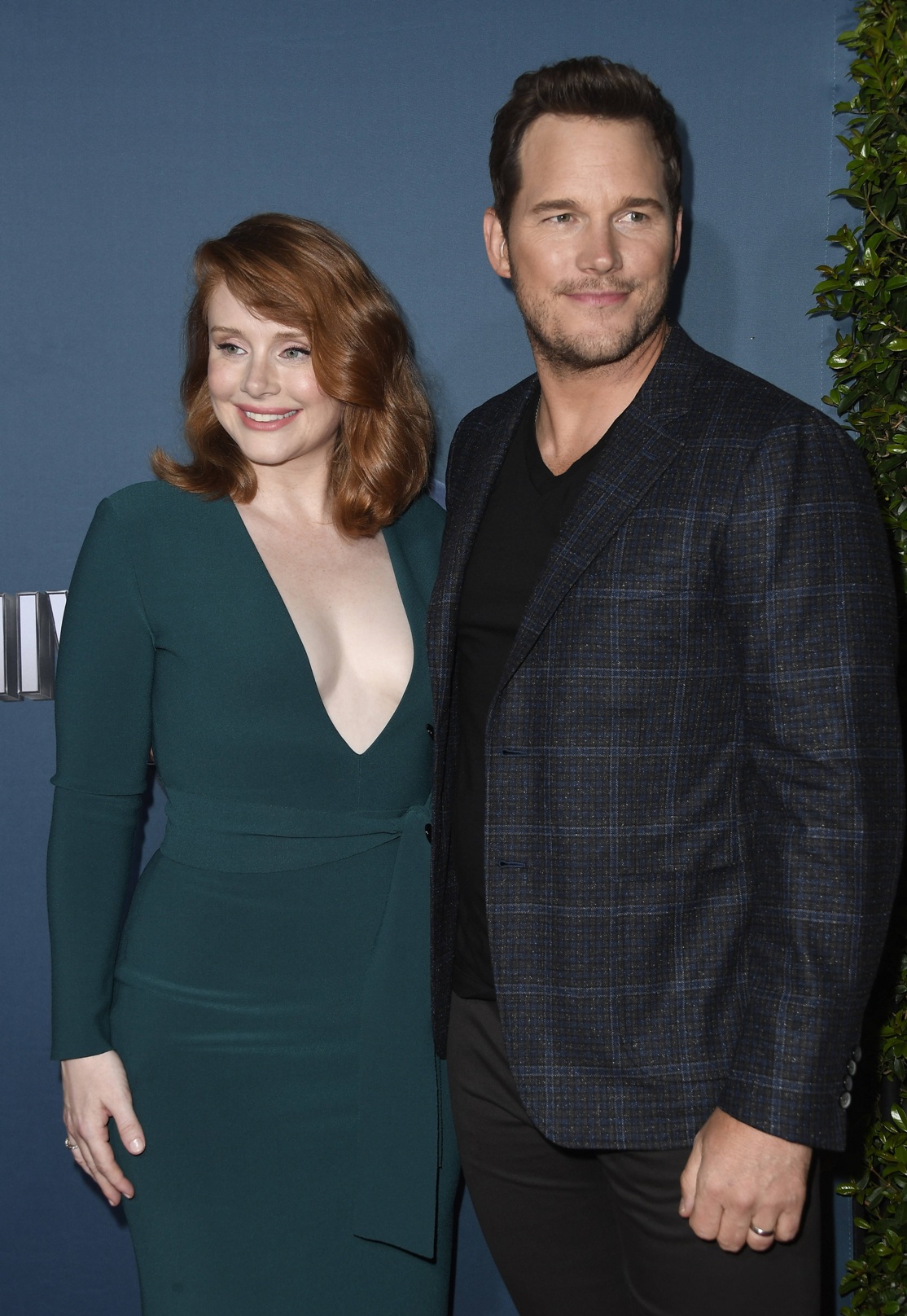 Bryce Dallas Howard And Chris Pratt At Jurassic World The Ride Grand Opening In Universal Studios