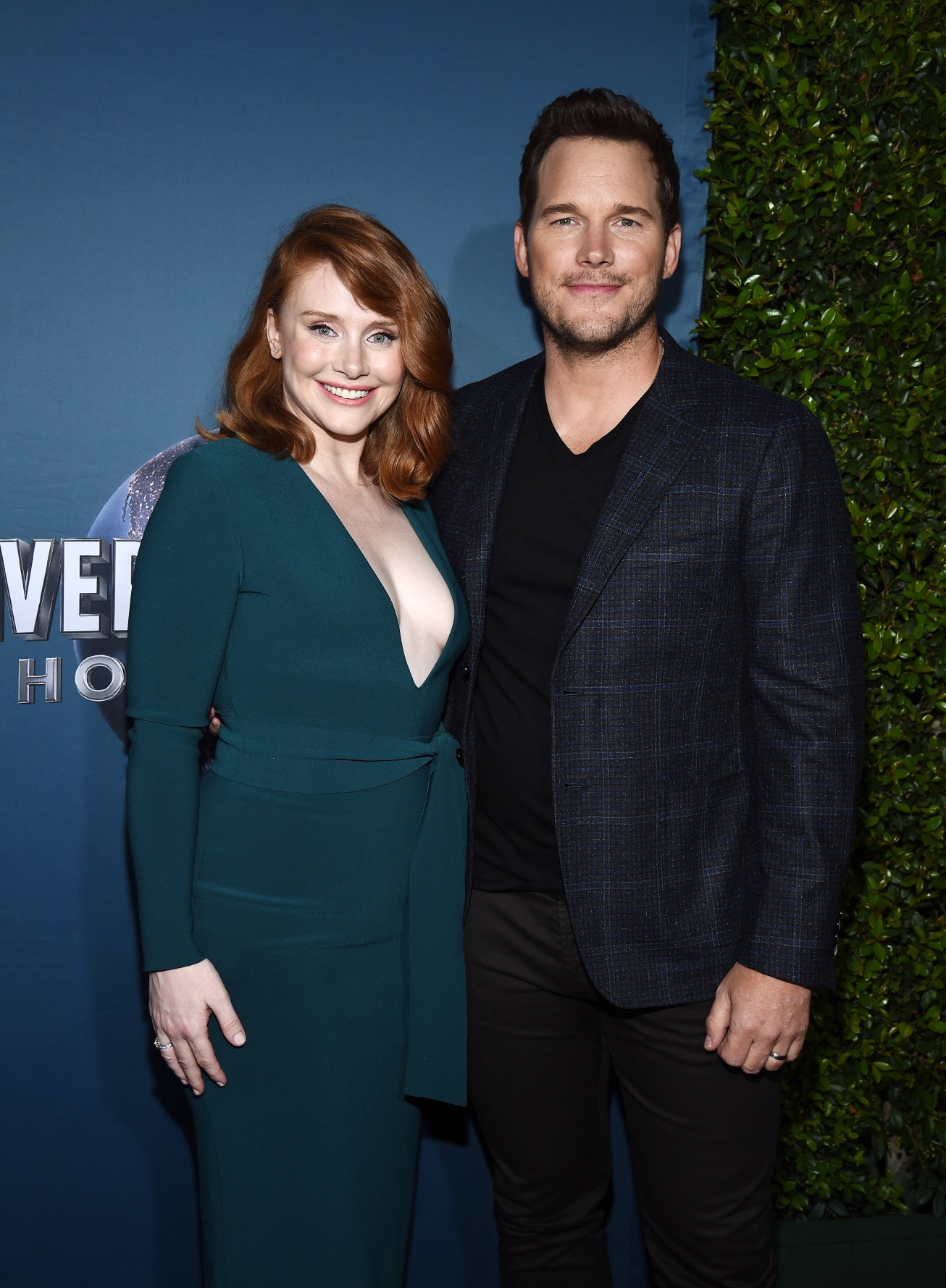 Bryce Dallas Howard And Chris Pratt At Jurassic World The Ride Grand Opening In Universal Studios