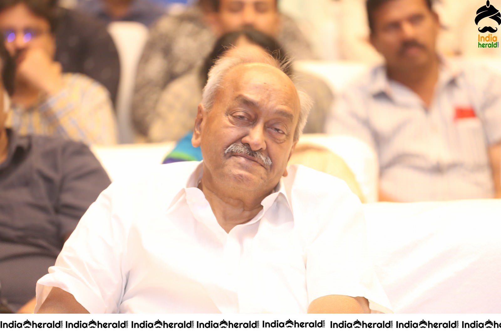 Cast and Crew of Beautiful Movie Event Set 1