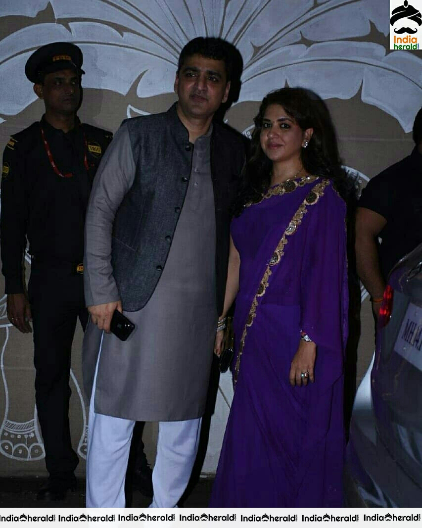 Celebs At Amitabh Bachchan Diwali Party At His Home In Juhu Gallery Set 3